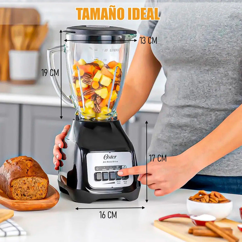 Licuadora Oster De 1.5 L Con Vaso De Vidrio, 2 Velocidades Y Cuchilla De Acero Inoxidable Color Verde