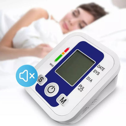 Tensiómetro Digital De Brazo Okshop Automático Con Medición De Frecuencia Cardíaca Blanco