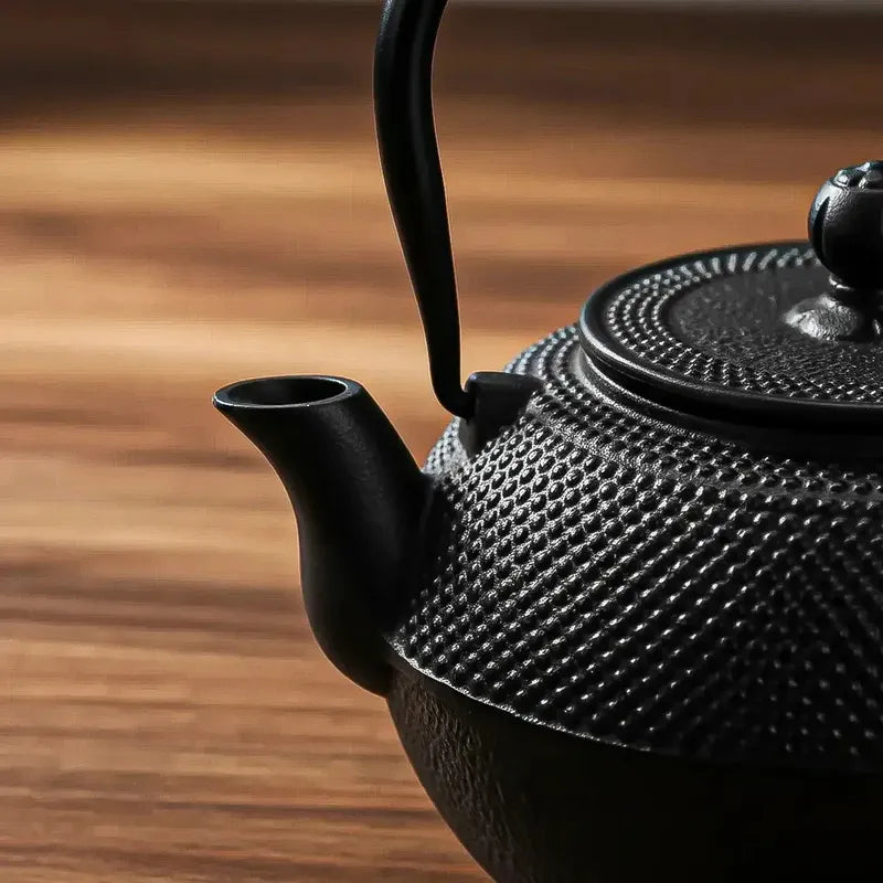 Tetera De Hierro Fundido Okshop De 1.2 L Con Infusor Para Té Negro