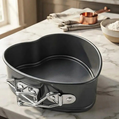 Molde De Repostería Corazón De Teflón Para Queque Y Tortas Desmontable De 12 Cm Gris